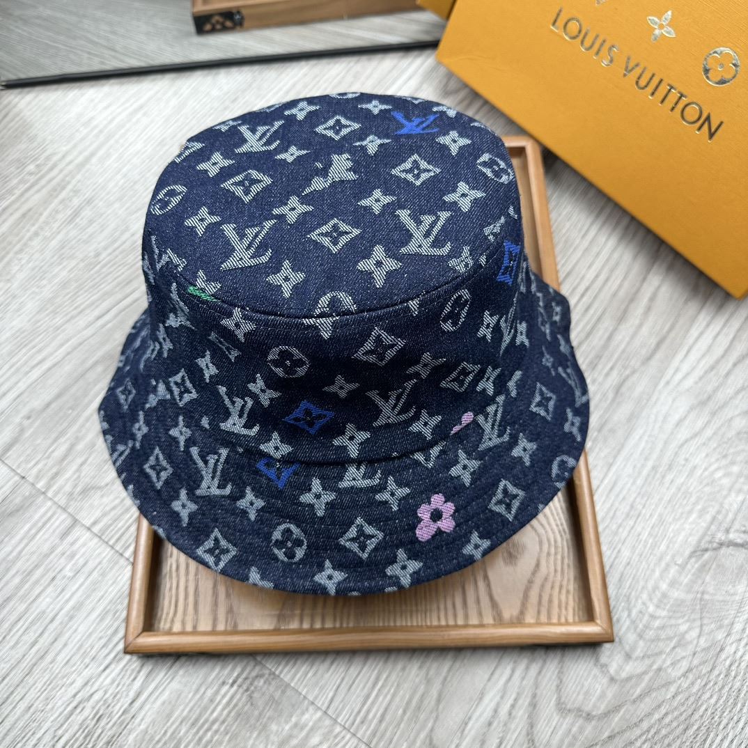 Louis Vuitton Caps